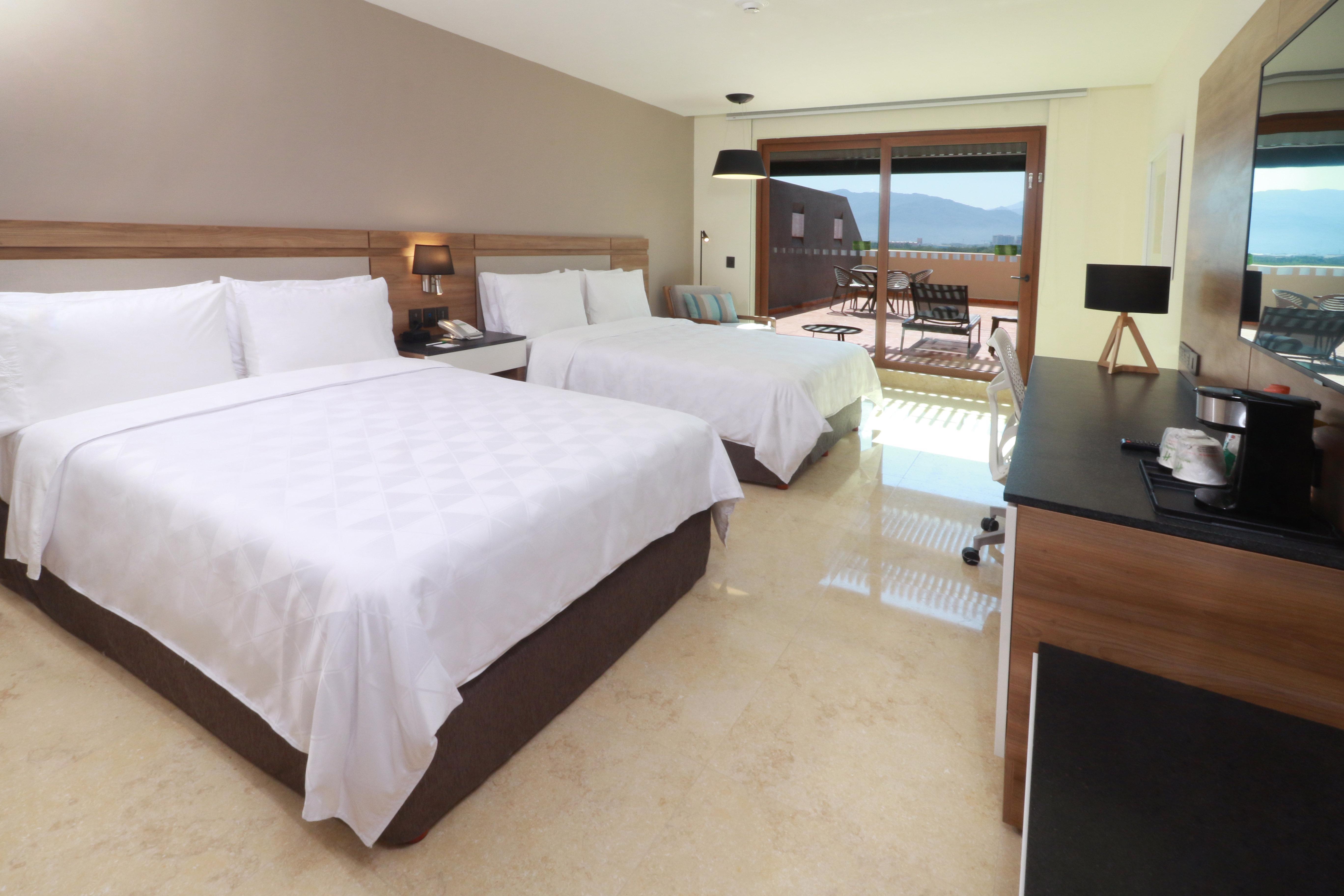 Holiday Inn & Suites - Puerto Vallarta Marina & Golf, An Ihg Hotel المظهر الخارجي الصورة