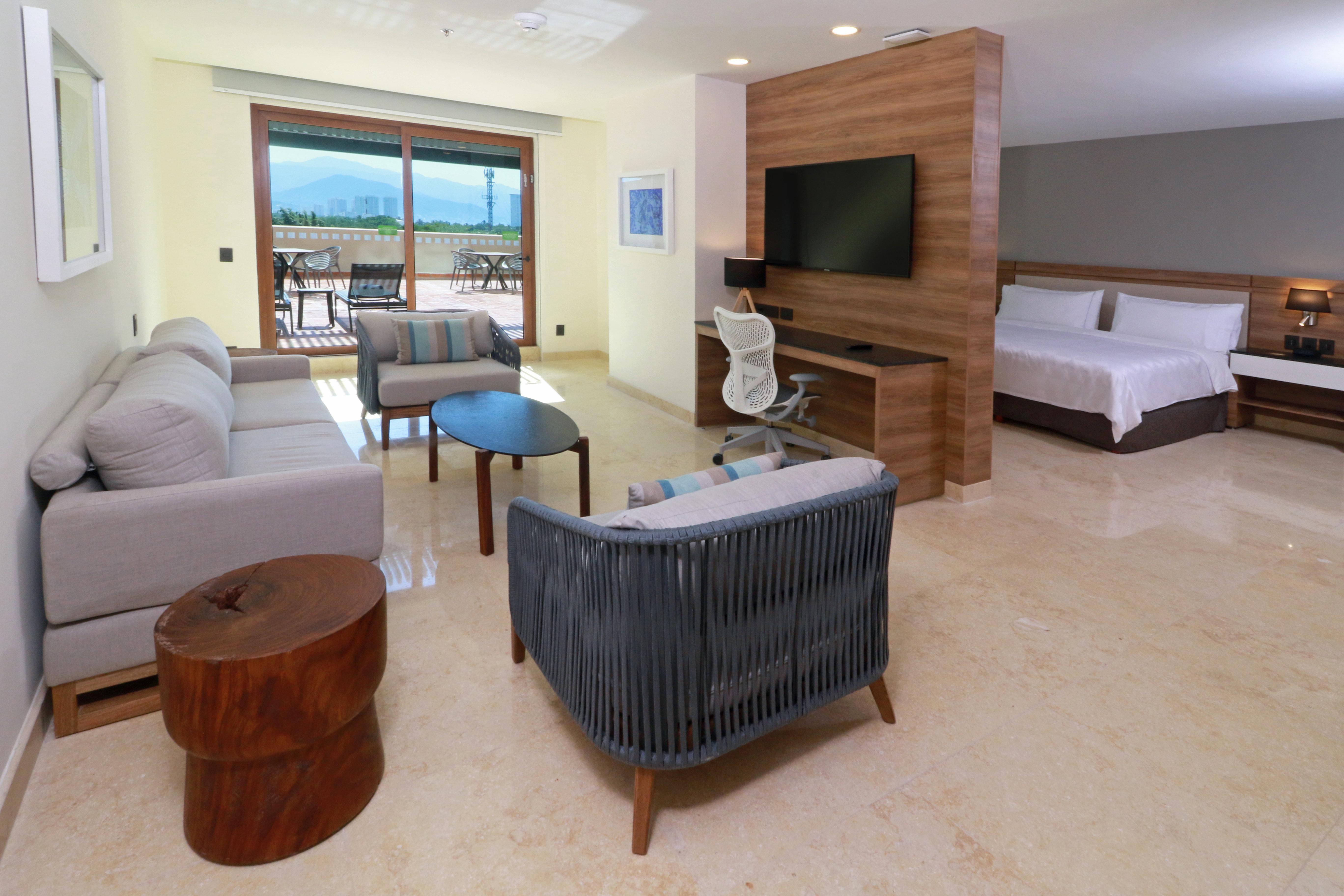 Holiday Inn & Suites - Puerto Vallarta Marina & Golf, An Ihg Hotel المظهر الخارجي الصورة